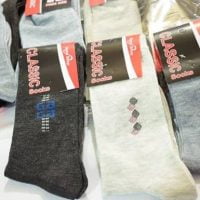 sale-of-socks-pakhsh-plastic