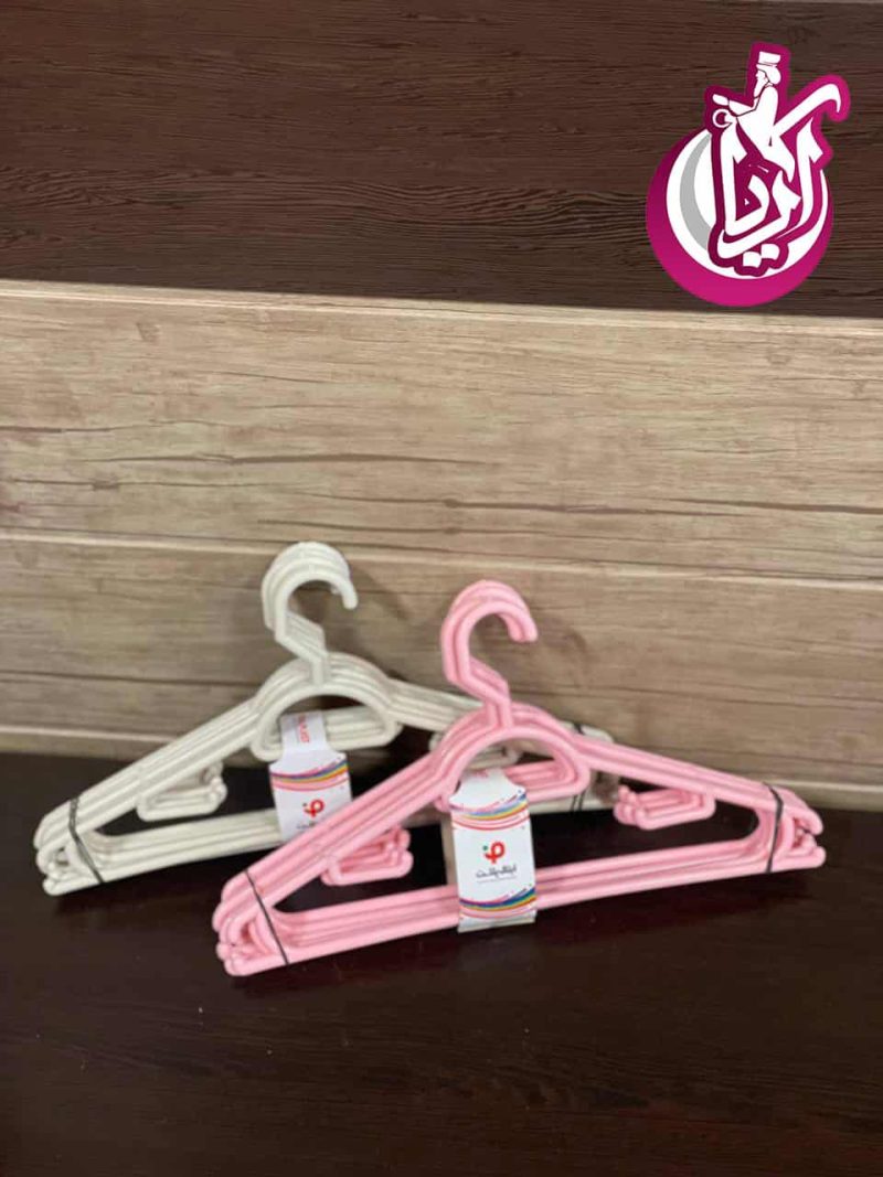 sales-wood-clothes-andisheh-pic-2